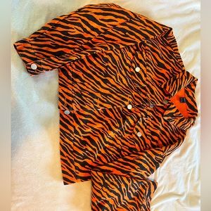 Tiger pattern jacket